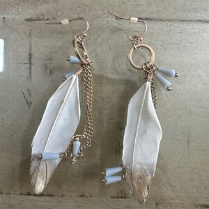 Elegant Feather and Chain Earrings